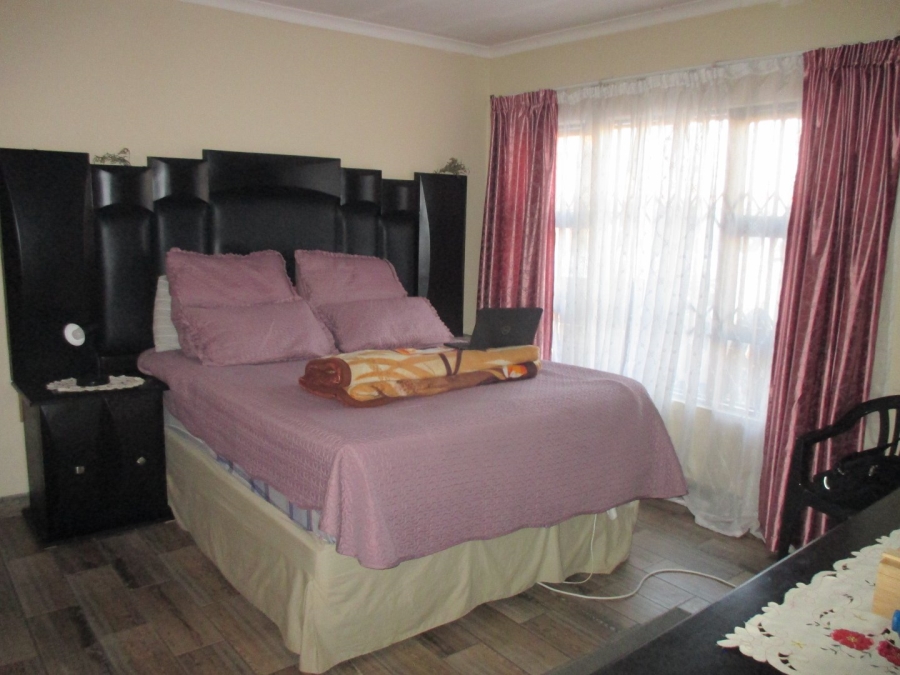 3 Bedroom Property for Sale in Grasslands Free State